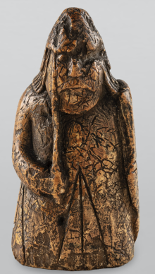 Chess piece in the form of a Warder (Rook) 